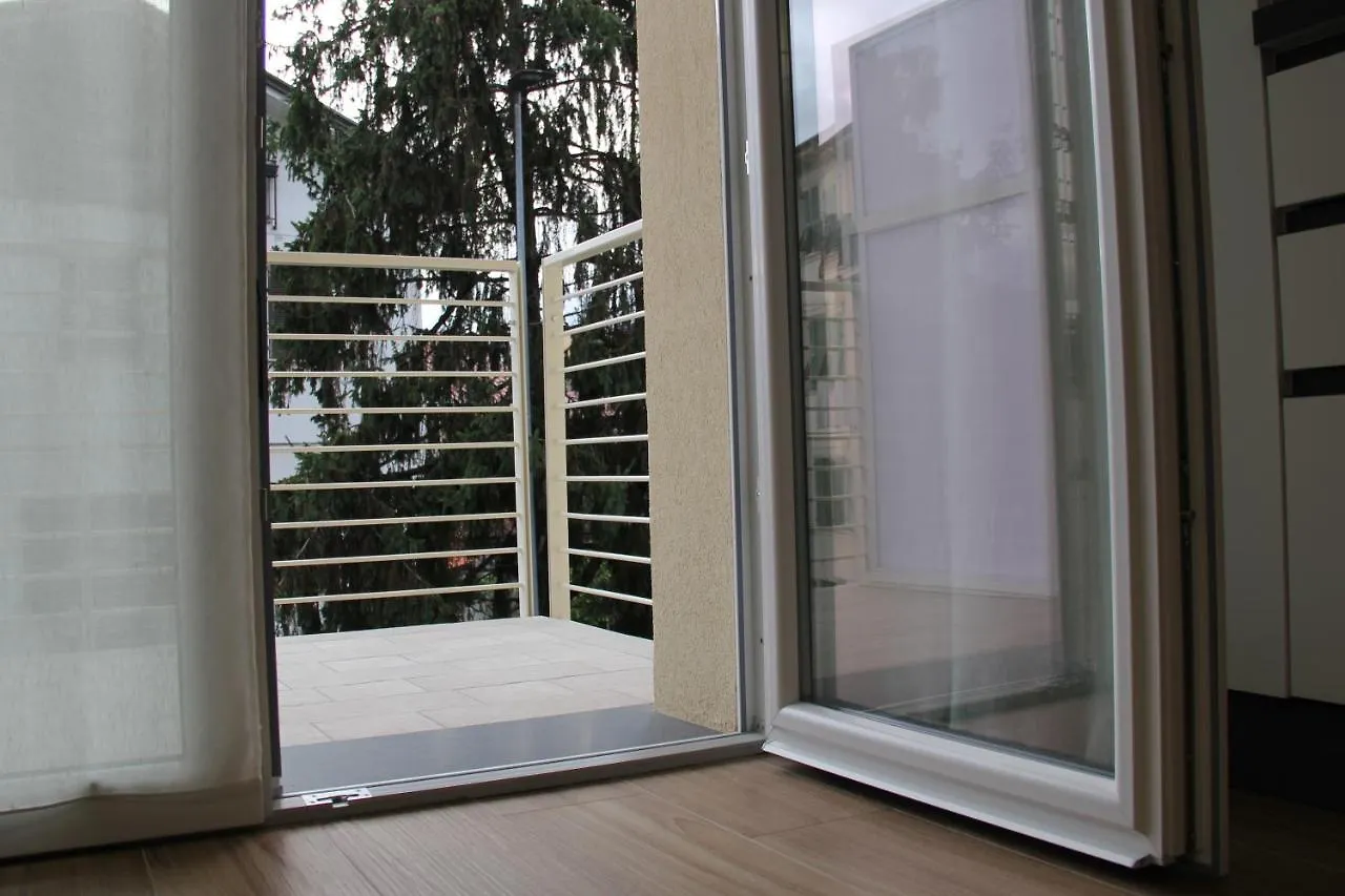 The Blue Nest - Red Apartment Near 5 Terre La Spezia