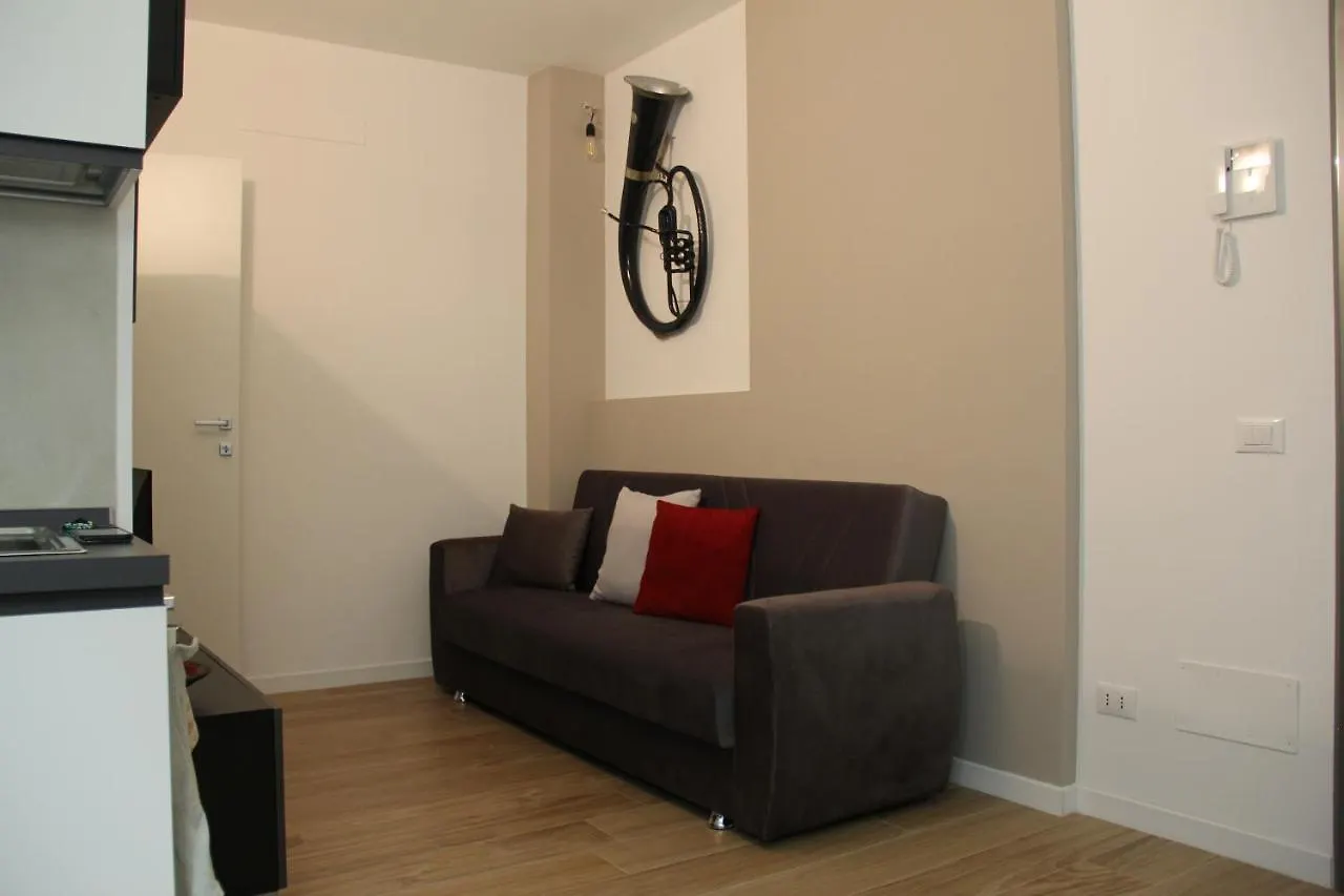 The Blue Nest - Red Apartment Near 5 Terre La Spezia