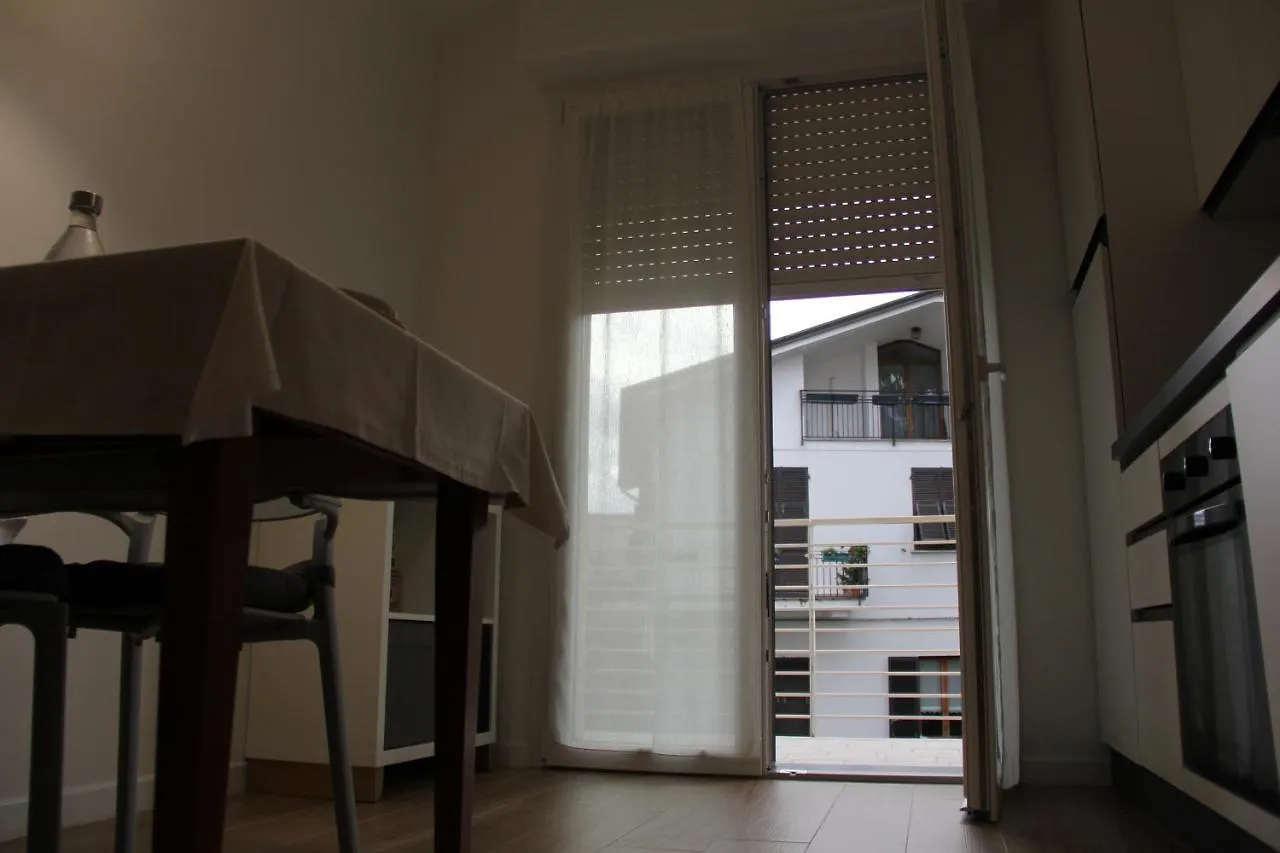 The Blue Nest - Red Apartment Near 5 Terre La Spezia